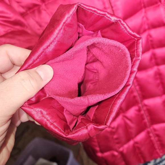 Lands’ End Goose Down Puffer Coat, Faux Fur Hood Trim, Magenta, Size Small, GUC - Picture 16 of 16